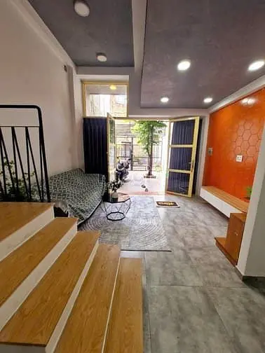 Nhà 1 Trệt 2 Lầu, Dt 68M2 Đường 385 Ngay Trường Tài Chính, P. Tnp A