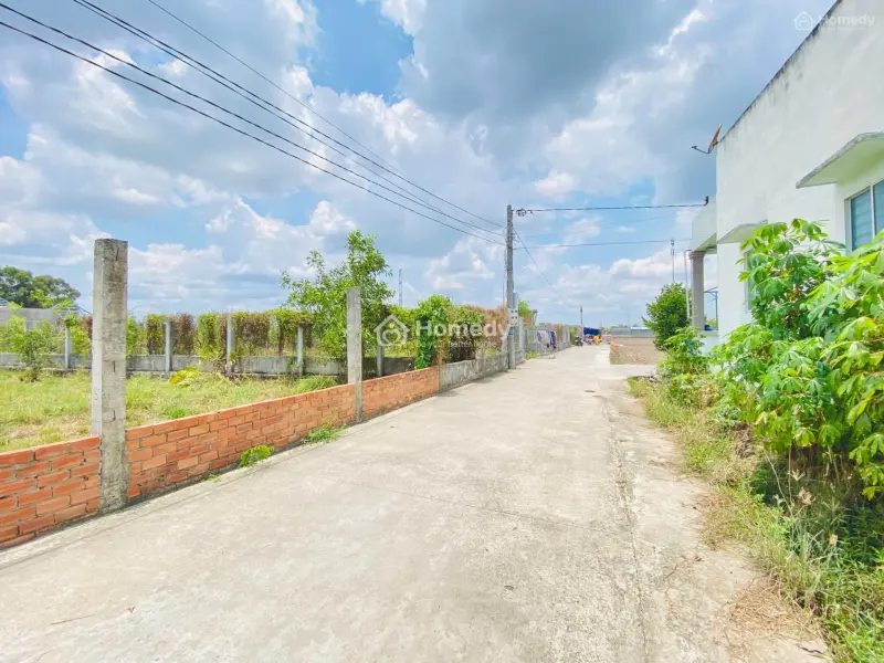 Nền 200M2 Thổ Cư Gần Đường Nguyễn Văn Nhâm, Cách 500M Dự Án Eco Park, Giá Chỉ 2 Tỷ 450, Shr