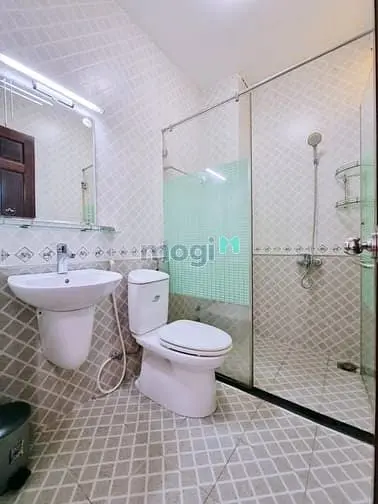 Căn Hộ 1 Phòng Ngủ Máy Giặt Riêng Ban Công Tại Quận 1