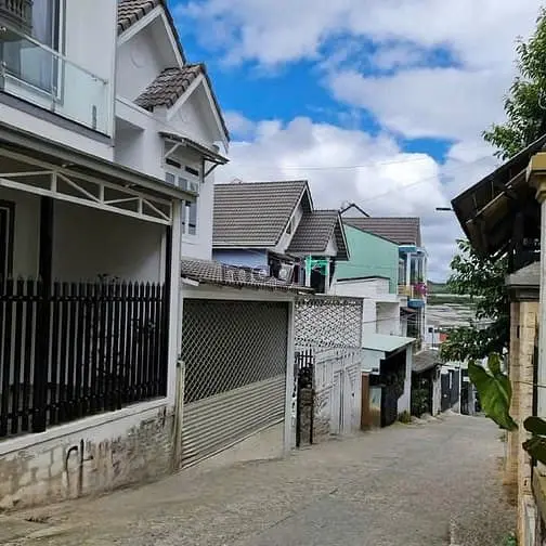 Chính Chủ Cần Bán Nhà Đẹp Cách Chợ Ngô Quyền 100 M Trung Tâm Tp. Đà