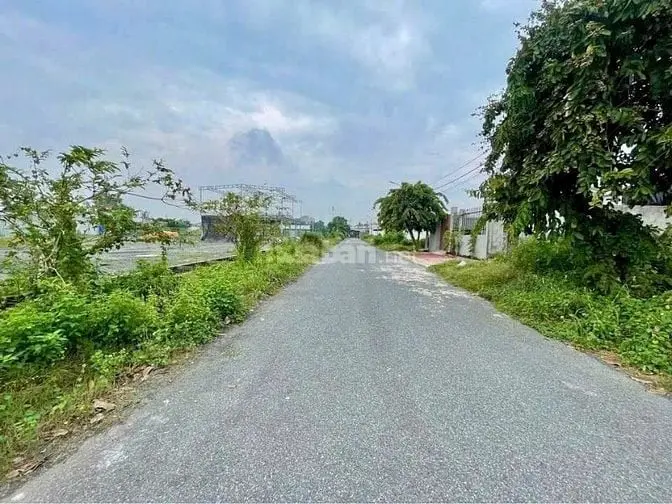 Chính Chủ Gửi Bán 200M2 Giá 650 Tr Đ.ql22 Tt Củ Chi Tp Hồ Chí Minh