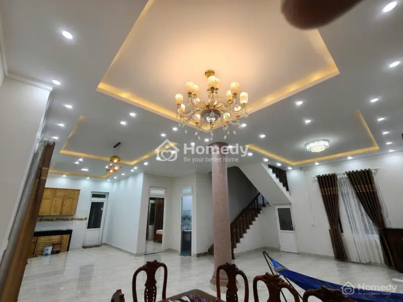 Cho Thuê Villa Sân Vườn 5 Phòng Toạ Lạc Rừng Thông Phường 8 Đà Lạt Giá 25Tr