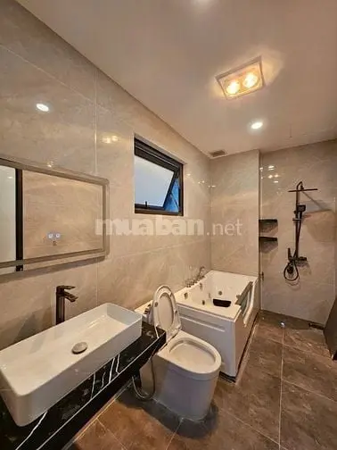Bán Nhà Hoàng Như Tiếp 50M*6 Tầng Thang Máy. Nhỉnh 12 Tỉ