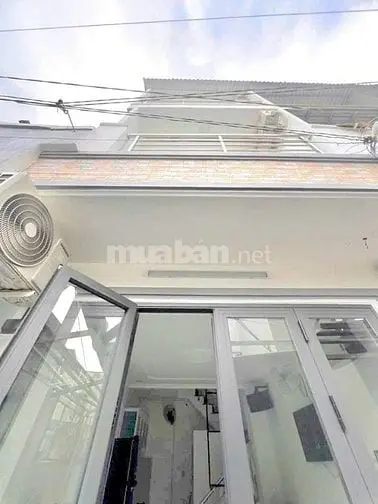 6004121 ảnh đại diện 1
