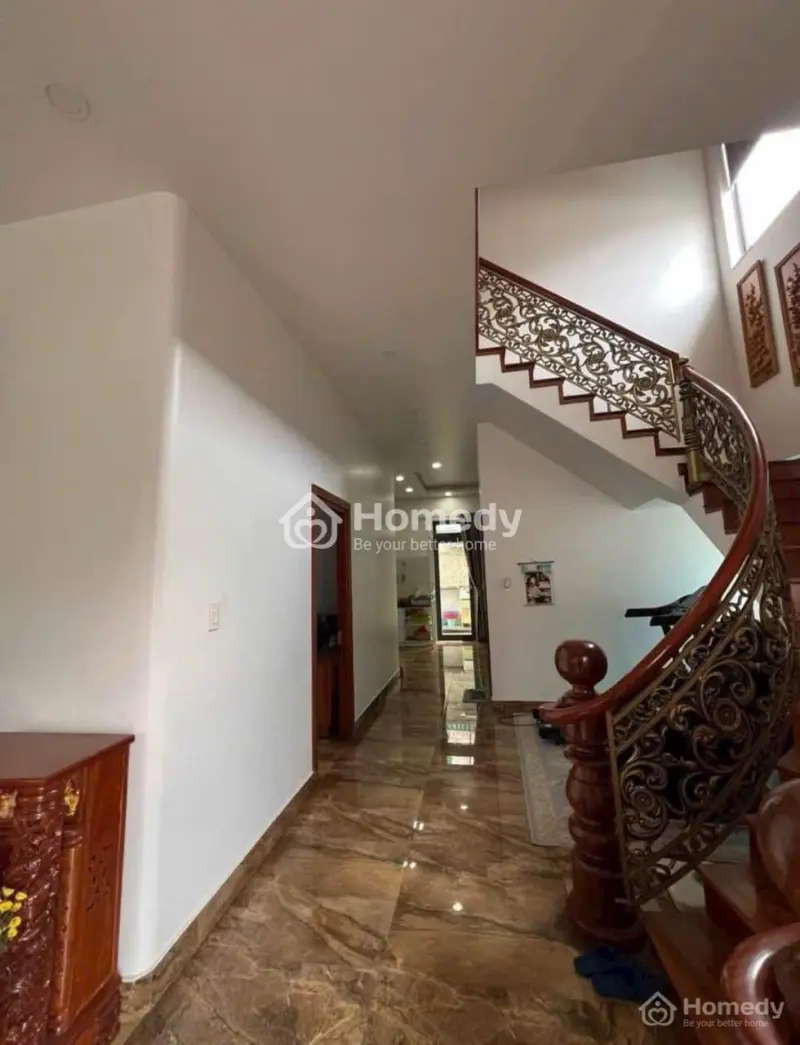 Bán Villa - Biệt Thự Sân Vườn Đường Yersin Phường 9 Tp Đà Lạt