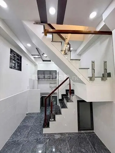 Bán Nhà Giá Tốt - Nguyễn Thị Thập, Phường Tân Phú, Quận 7