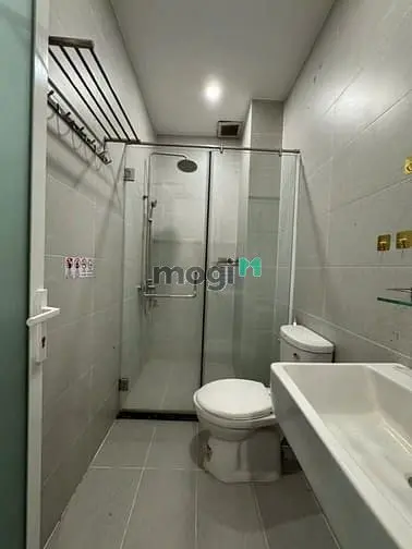 Ký Túc Xá Thoáng Mát Đường Kênh Tân Hóa, Giá Trọn Gói 1Tr7