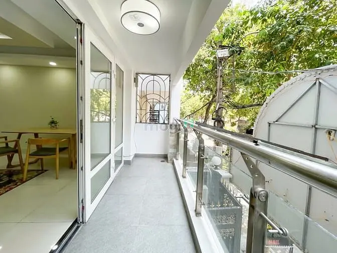 Studio Ban Công,40M2, Fnt, Gần Lotte, Tdtu, Thoáng, Mát,Q1,4,8 Trong5P