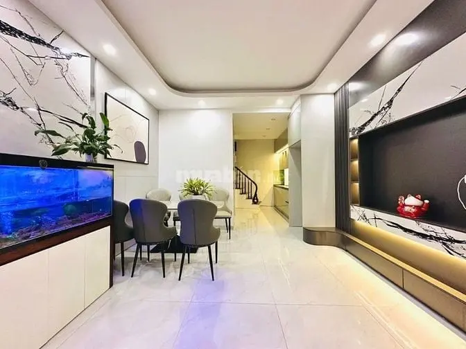 6004683 ảnh đại diện 1