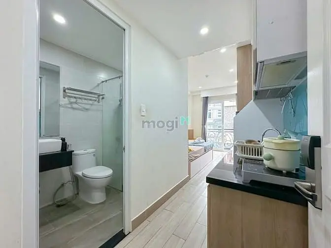 Studio Ban Công, Fnt, Gần Lotte, Tdtu, Rmit, Kdc Pmh, 5P Đi Q1,4,8