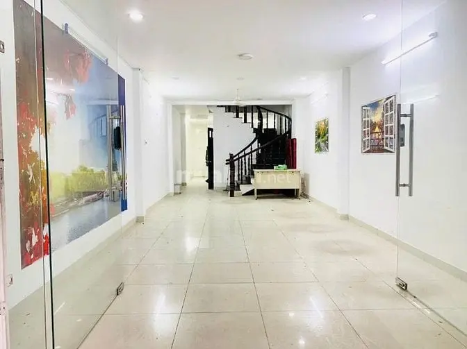 Cho Thuê Nhà Nguyên Căn Khu Sân Bay - Giải Phóng, P.4, Tân Bình