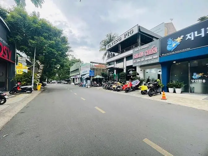 Bán Vila Xuân Thủy , Thảo Điền-17X18M-3 Tầng-Hdt:100 Triệu -Giá:60 Tỷ