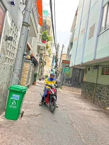 Hot Hot! Nhà 2 Lầu St Mặt Tiền Hẻm 4M Huỳnh Tấn Phát, Quận 7