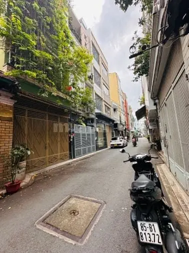 Hẻm Víp 73 Hoàng Văn Thụ Thông Trần Huy Liệu, 4X22M, 85M2, 3Lầu, 18 Tỷ