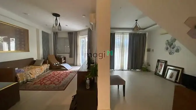 Bán Nhà Quận 2, Đường Số 4 - 7X14M - 3 Tầng - Giá : 26 Tỷ