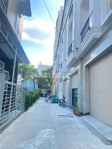 Đất Siêu Rẻ, 156.4M2 Sát Đại Học Kinh Tế Luật,Tiện Làm Khách Sạn, Chdv