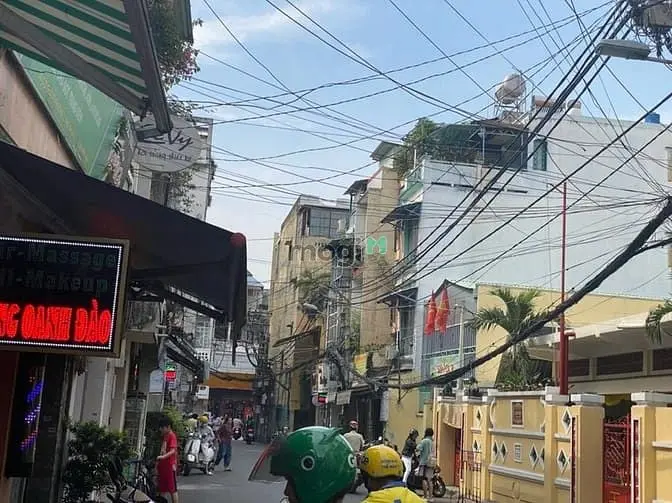 Bán Nhà 2Mt Cô Giang P.2. Phú Nhuận. Gần 50M2.4 Tầng. Giá 10.5 Tỷ Tl.