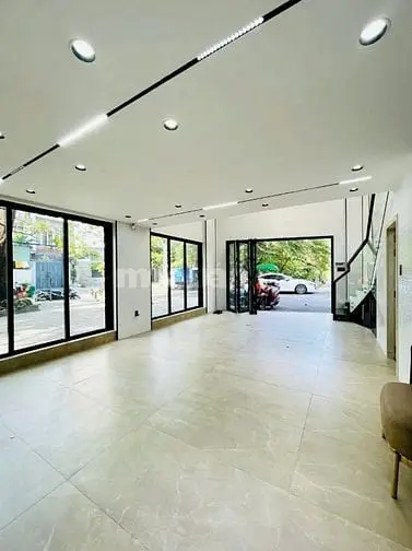 Cho Thuê Nhà Góc 2 Mặt Tiền 68D Hoa Lan, Phường 2, Quận Phú Nhuận