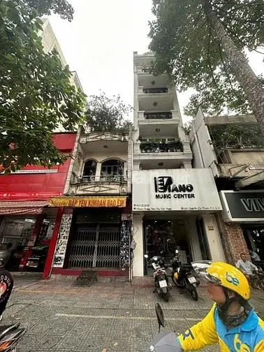6005033 ảnh đại diện 1