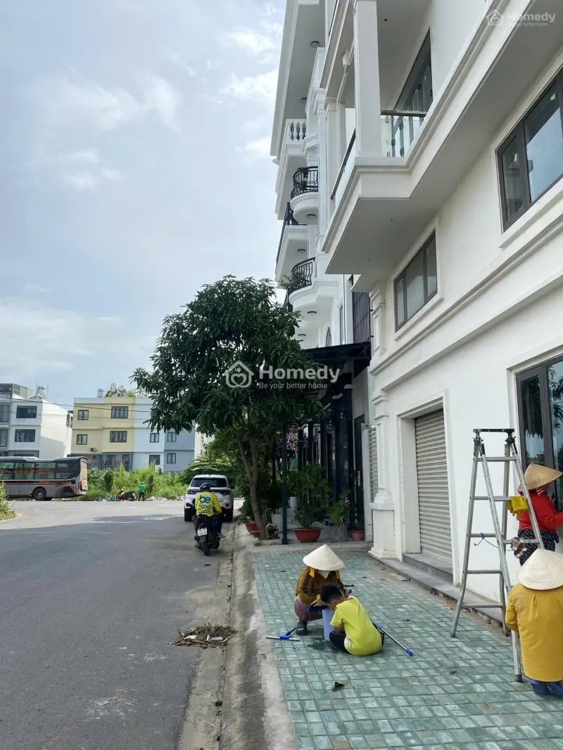 6004942 ảnh đại diện 1