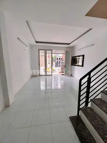 Nhà 2 Lầu Hẻm Xe Tải Cần Cho Thuê Trong Khu Dân Cư
