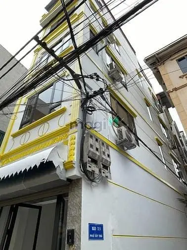 Chỉ 8,9 Tỷ _ 5 Tầng- Lô Góc _Tây Trà_Ngõ Thông Ô Tô Vào _ Tiện Ích Đủ