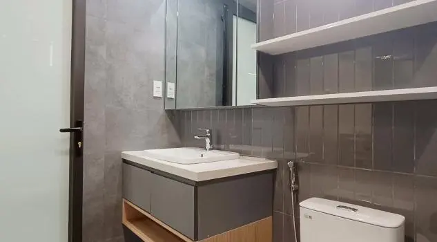 Ccmn Đủ Nội Thất 38M- Trung Kính, Cầu Giấy.