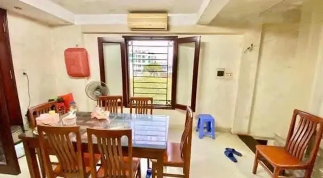 Gia Đình Cần Bán Gấp Nhà Mặt Phố Vũ Miên Yên Hoa Yên Phụ Tây Hồ 50M 5 Tầng Lô Góc View Hồ