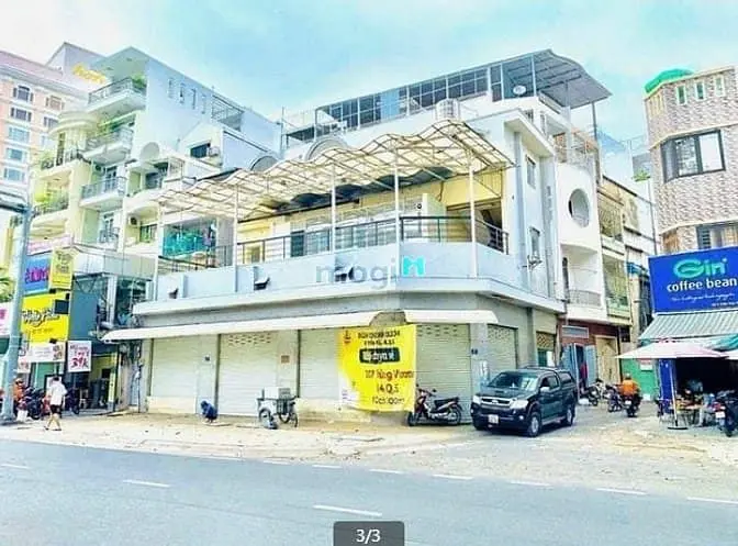 Cafe - Trà Sữa Mt Nguyễn Thị Minh Khai, Q1. Dt: 15X12M, Kc: Trệt 2 Lầu