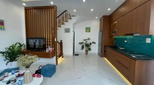 Bán Nhà Trung Tâm Trạm Trôi, Gần Lai Xá 32M 5 Tầng, 3P Ngủ, Ô Tô Đỗ Giá 4.2 Tỷ