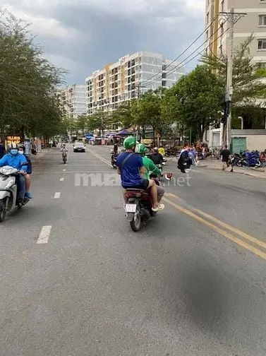 Tòa Nhà Mặt Tiền Kinh Doanh Sầm Uất Đường Man Thiện 18,5 Tỷ