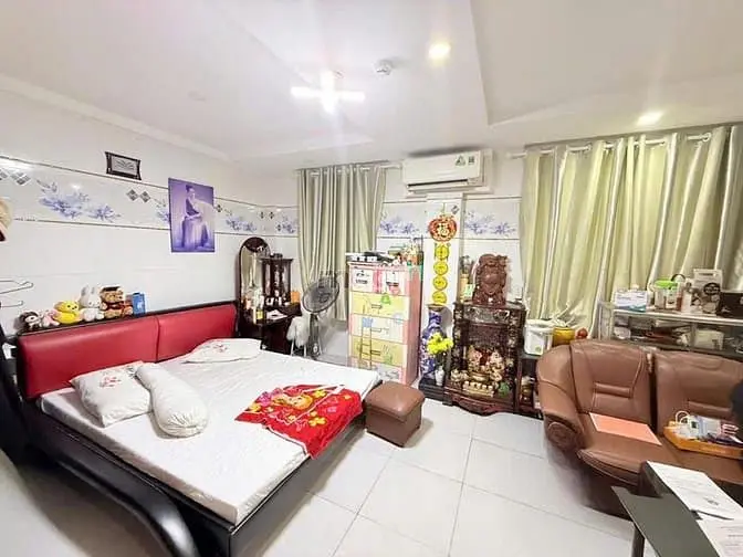 Rộng 6M Dts 434M2, Chdv 7 Lầu Mt Bạch Đằng, 14Pn Tn 100Tr