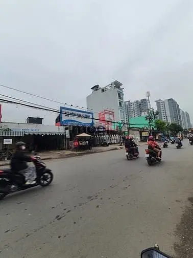 Cho Thuê Nhà Mt Đường Cn1- Tân Phú. Dt 12X20- Trống Suốt Đẹp
