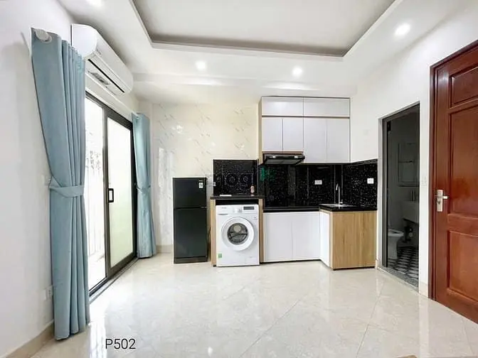 Phòng Ccmn Ngõ 100 Nguyễn Xiển Full Đồ Mới - Thang Máy- Ban Công Rộng