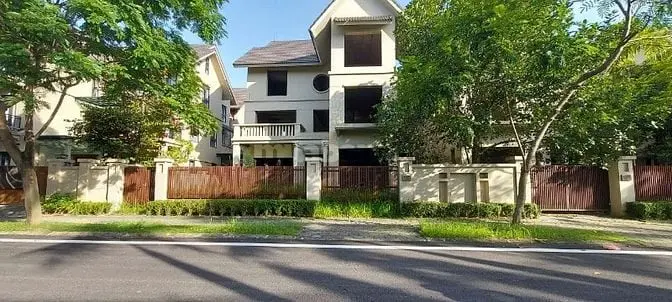Bán Biệt Thự Sunny Garden: Dt 300M2, Mt 15M, 4T, Vị Trí Đẹp Gía 35 Tỷ