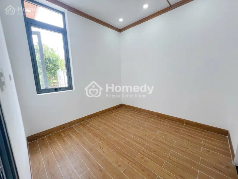 Nhà Mới Hoàn Thiện Sát Nhựa Lê A, Tiện Ích Xung Quanh Đầy Đủ
