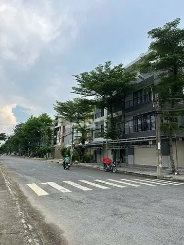 Cho Thuê Nhà Nguyên Căn Mặt Tiền Đường 12M, Khu Dân Cư Phú Lợi P7 Q8