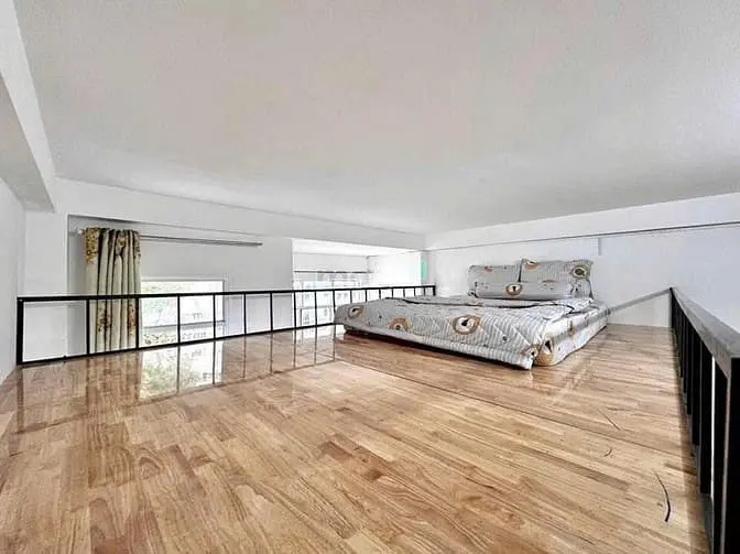 Duplex Ban Công Giá Rẻ Ngay Hàng Xanh