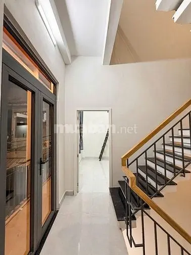 🏘️ Chdv + Mặt Bằng Kinh Doanh Sầm Uất – Ngã Tư Hàng Xanh