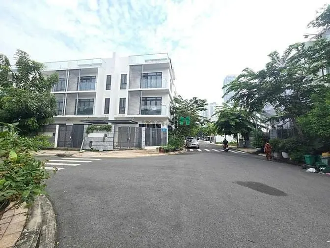 Bán Nhà Đông Tây , An Phú ,Quận 2 - 7,5X21M - 4 Tầng - Giá : 39 Tỷ