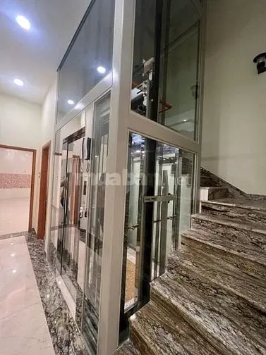 👉 Bán Nhà Diện Tích Siêu Khủng, Mới 100% Xây Quận 1 ￼￼👉