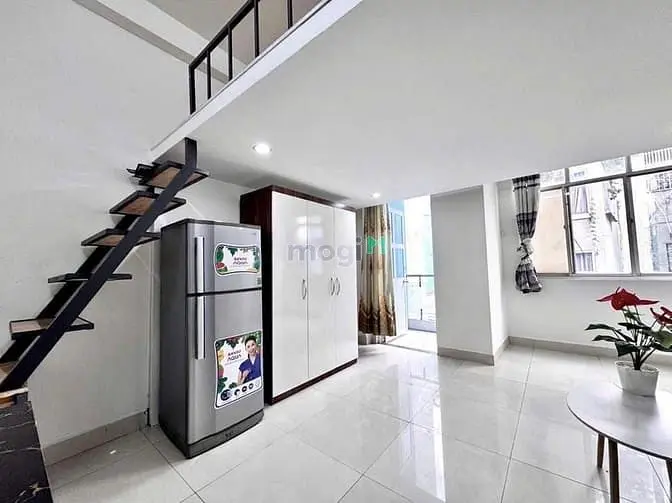 Duplex Ban Công Giá Rẻ Ngay Hàng Xanh