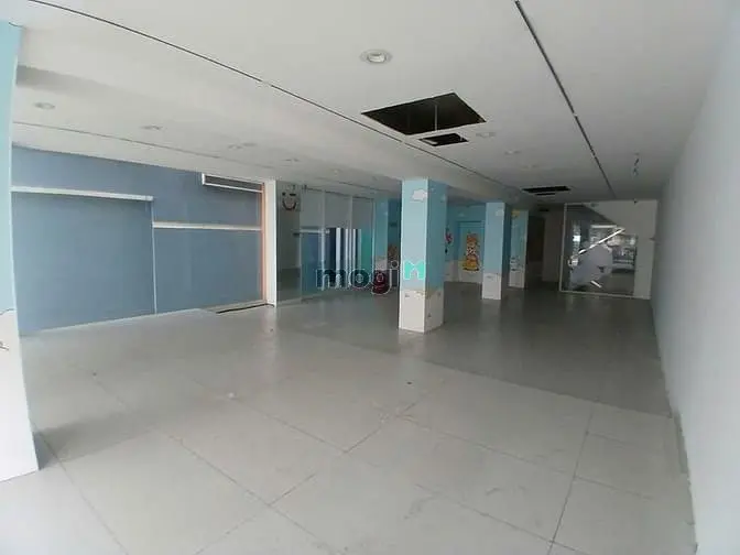Cho Thuê Căn Nhà 7 Tầng, Ngang 7.2M, Mặt Tiền Nguyễn Trãi, Q.5 Giá Tốt