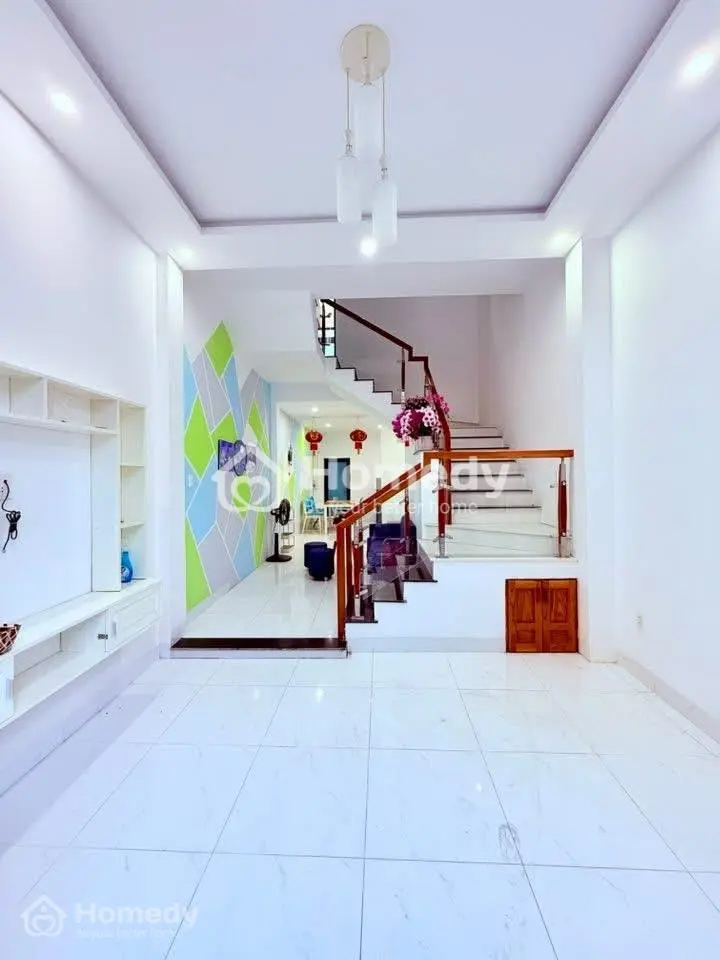 Nhà 2 Tầng Xây Kiên Cố Chính Chủ Cần Bán