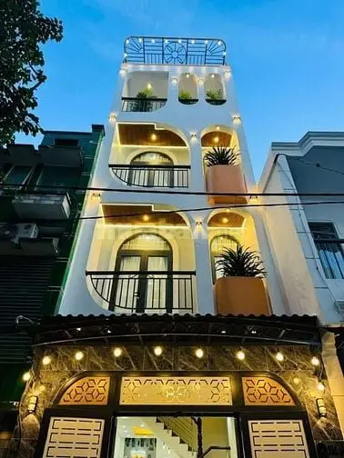 6005923 ảnh đại diện 1