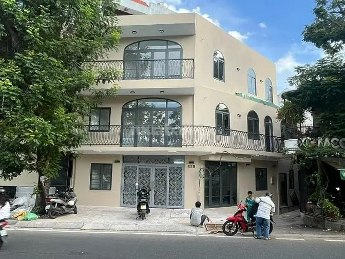 6005752 ảnh đại diện 1