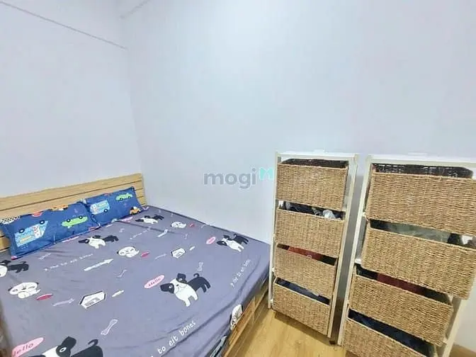 Chung Cư 10A Trần Nhật Duật, Q1: 50M2, 1P Ngủ, Nội Thất, 9Triệu