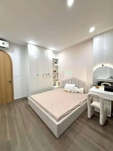 6005767 ảnh đại diện 1