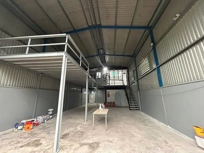 Cho Thuê Kho Quận 2 Đường Nguyễn Duy Trinh Trần 8M, Phòng Ngủ