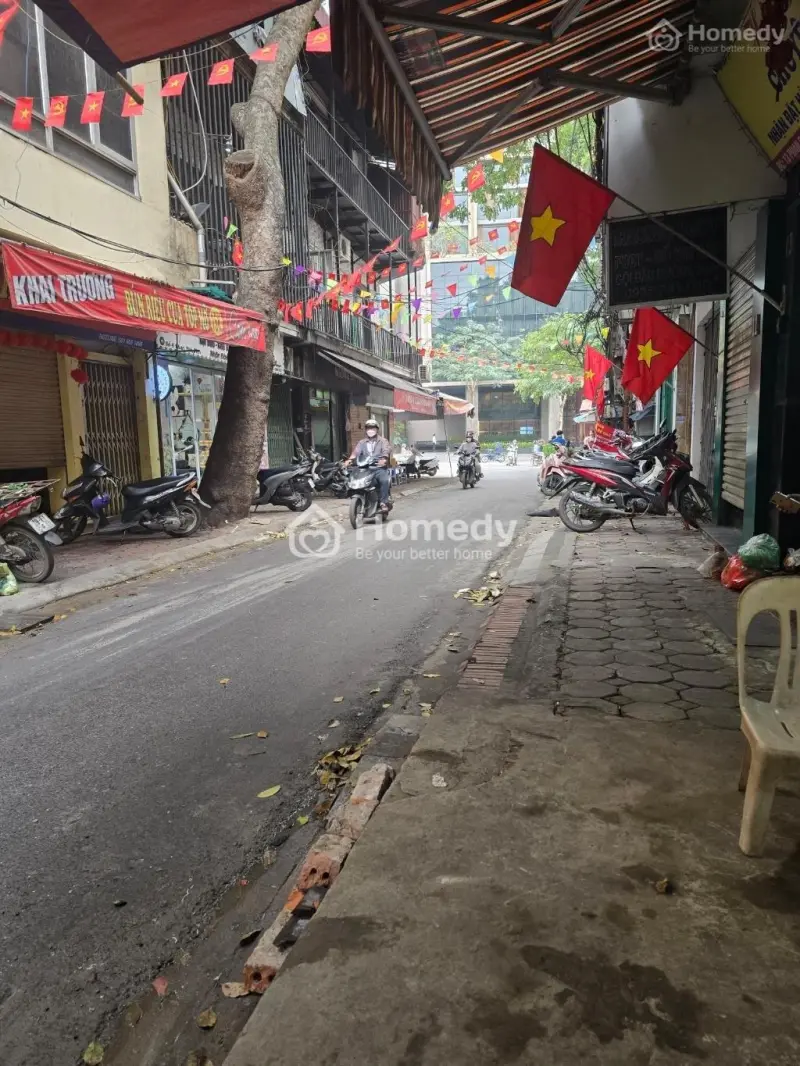 Nhà Mặt Phố Phan Phù Tiên-Cát Linh-Đống Đa -Dt 15/20M-5T-Kd-Giá Chỉ 8 Tỷ